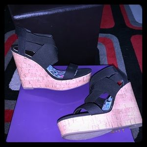 Madden Girl wedges